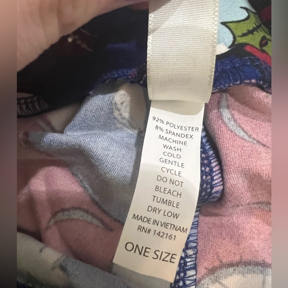 Lularoe One Size Leggings Christmas Stockings and Lights - Picture 4 of 6